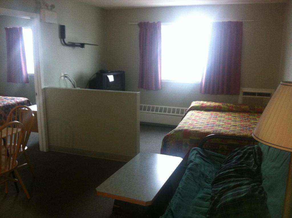 Raccoon Lodge Motel Sylvan Lake Kamer foto