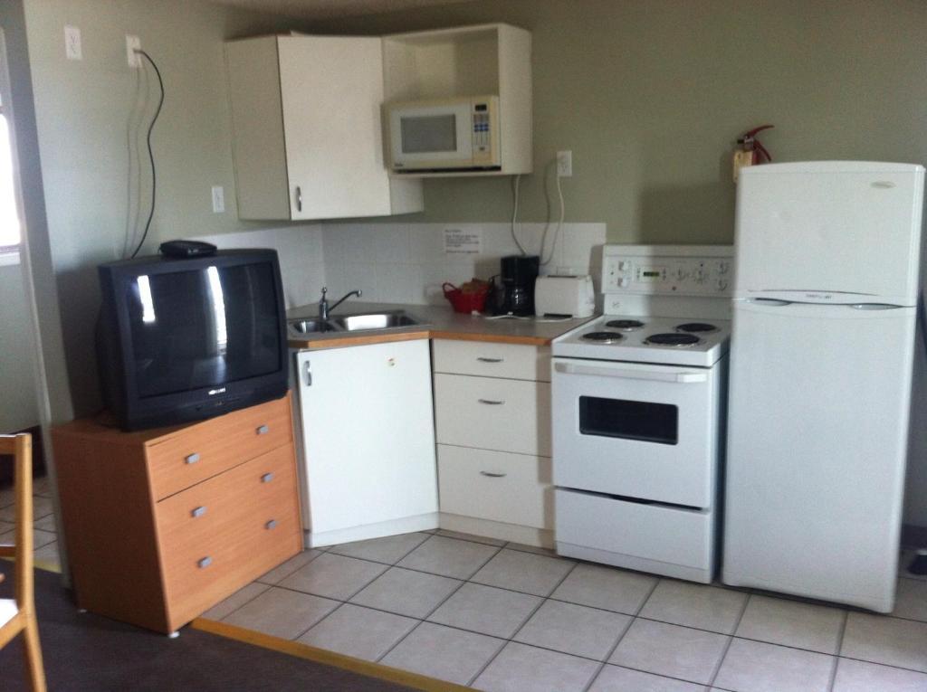 Raccoon Lodge Motel Sylvan Lake Kamer foto