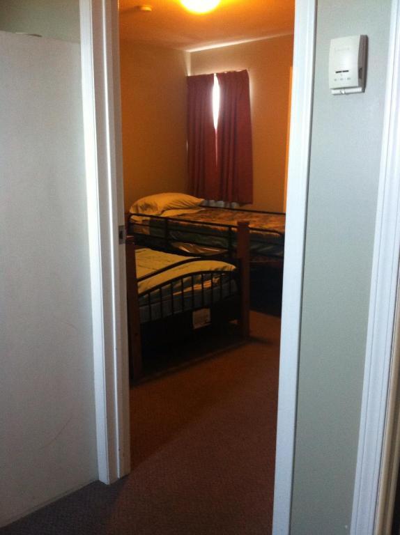 Raccoon Lodge Motel Sylvan Lake Kamer foto