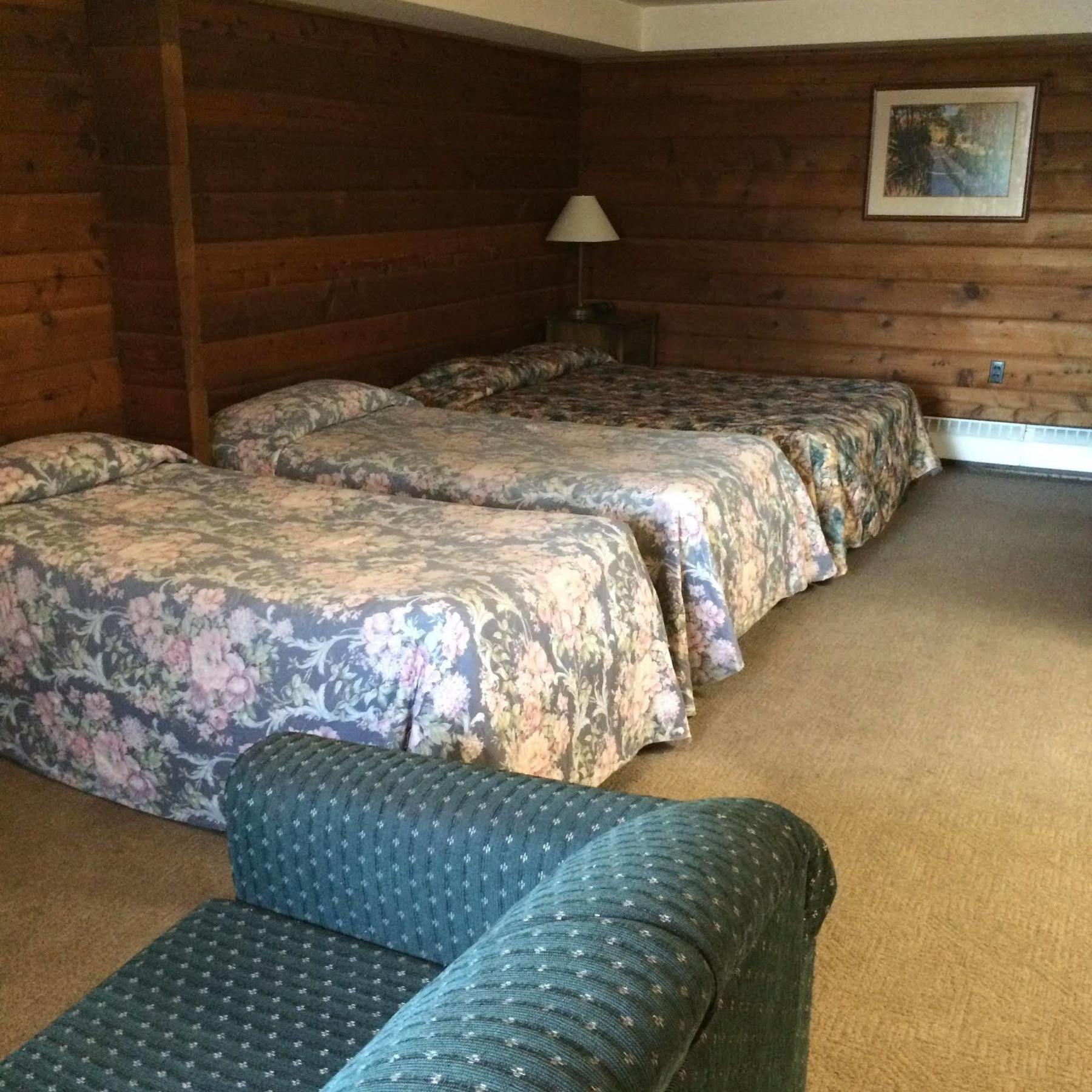 Raccoon Lodge Motel Sylvan Lake Buitenkant foto