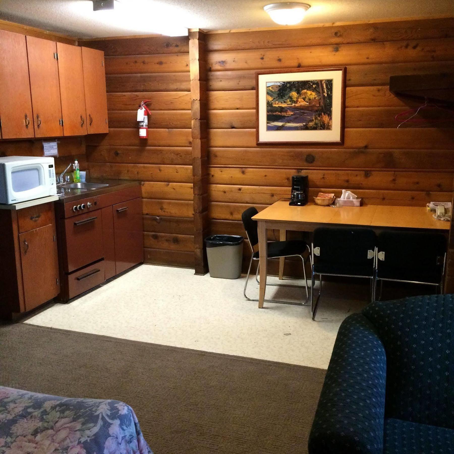 Raccoon Lodge Motel Sylvan Lake Buitenkant foto